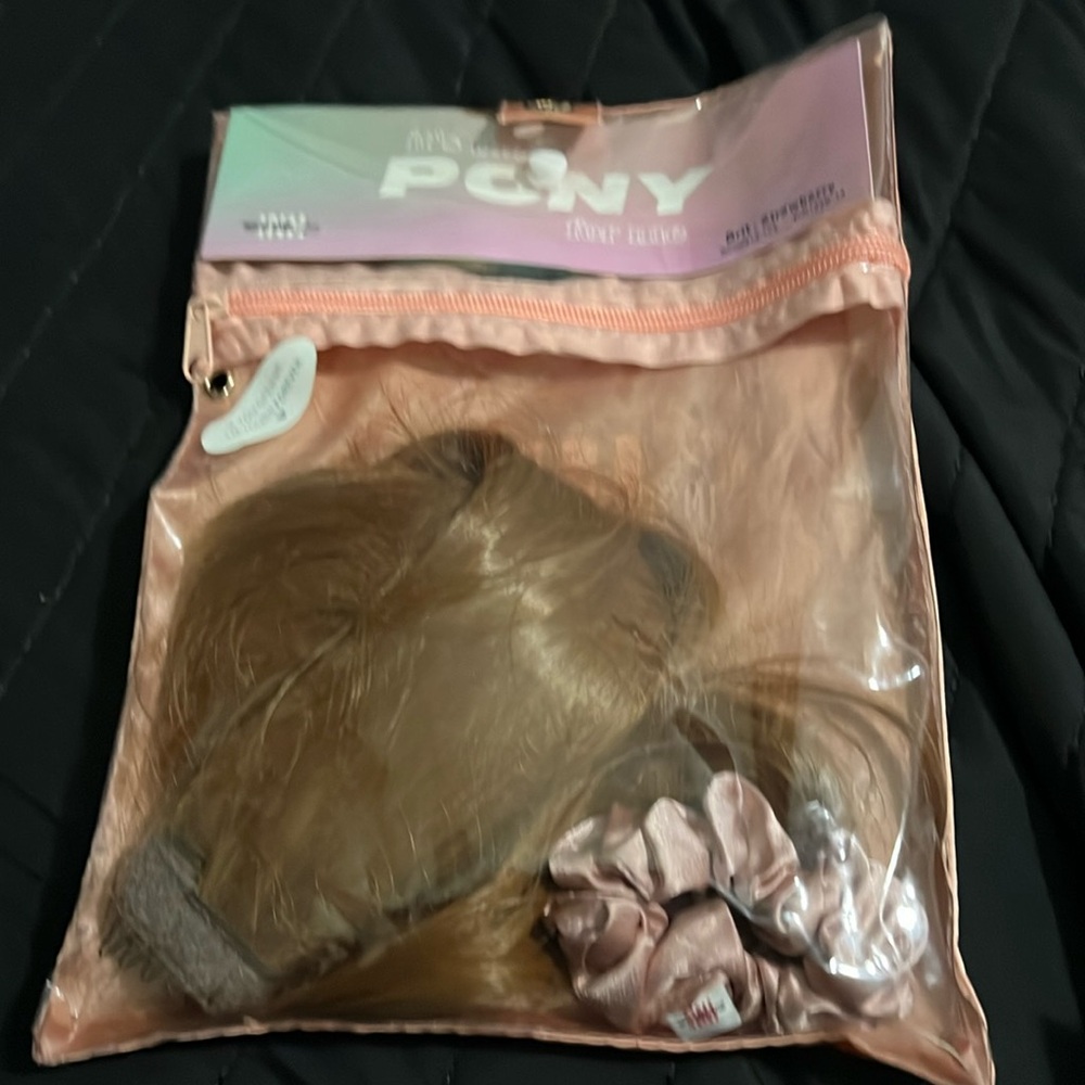 Insert Name Here Ponytail-Brit